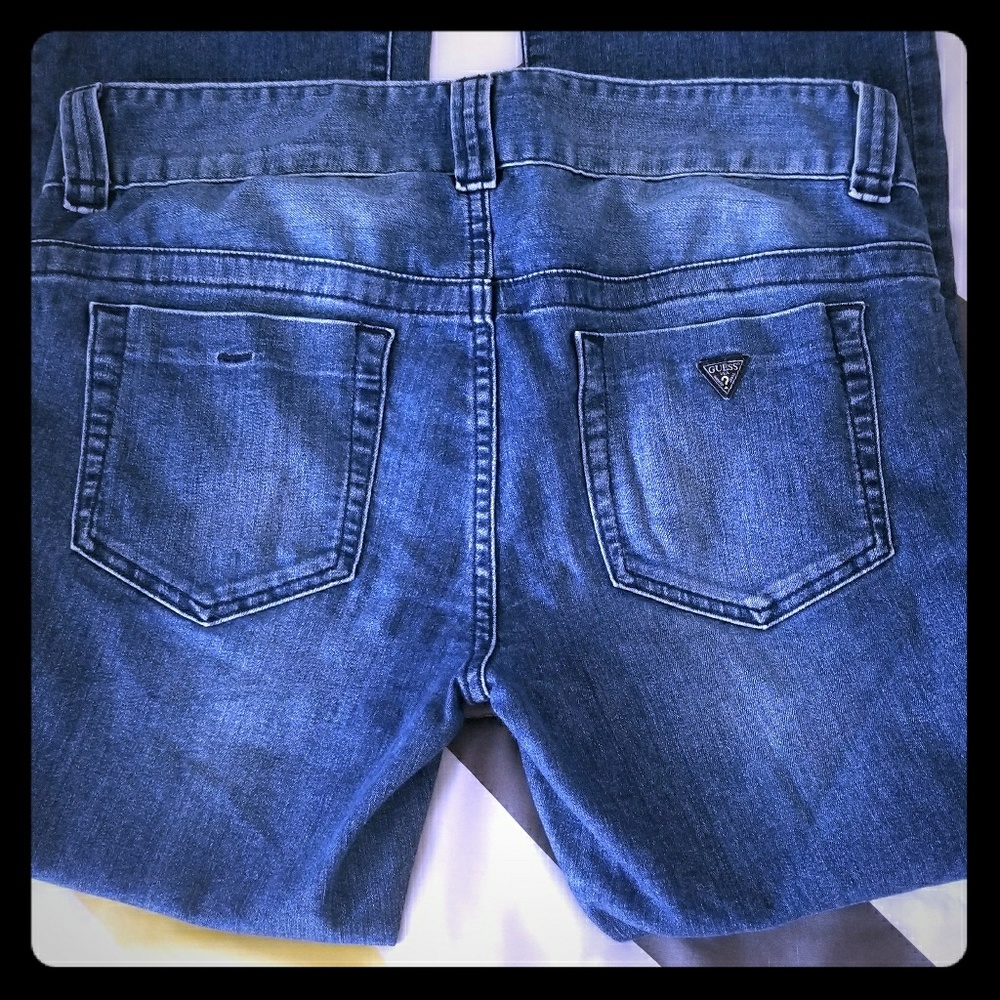 Guess los Angeles blue jeans size 28